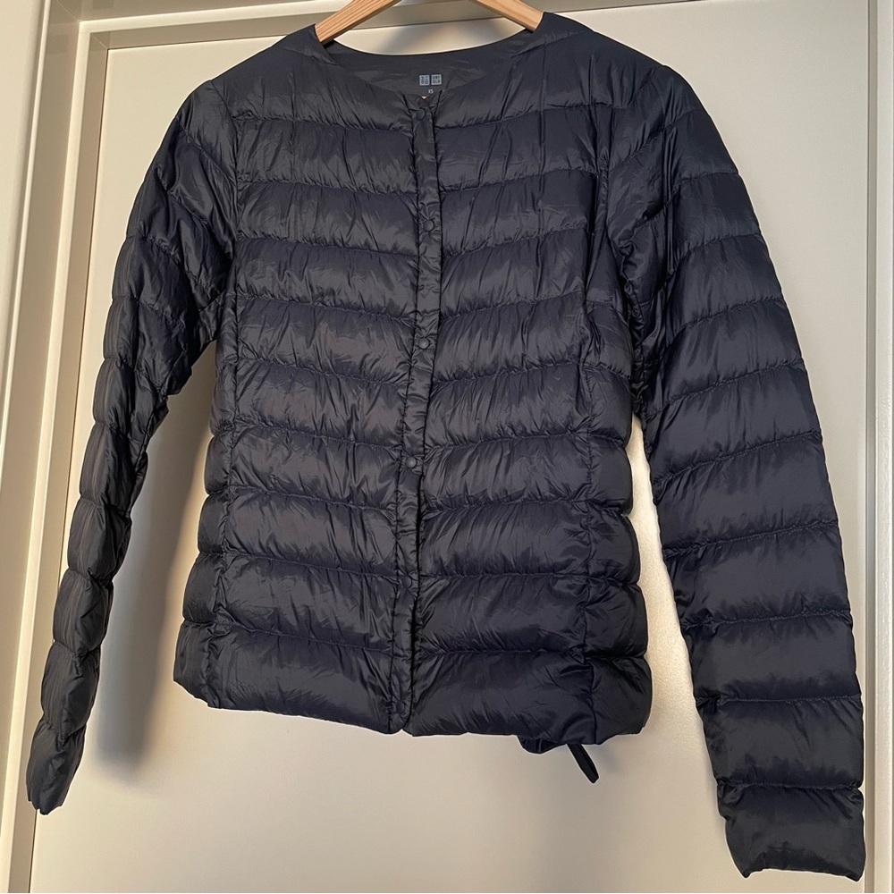 HOST PICK⭐️Ultra Light Duck Down Jacket-Packable 🤍Navy - Picture 12 of 12